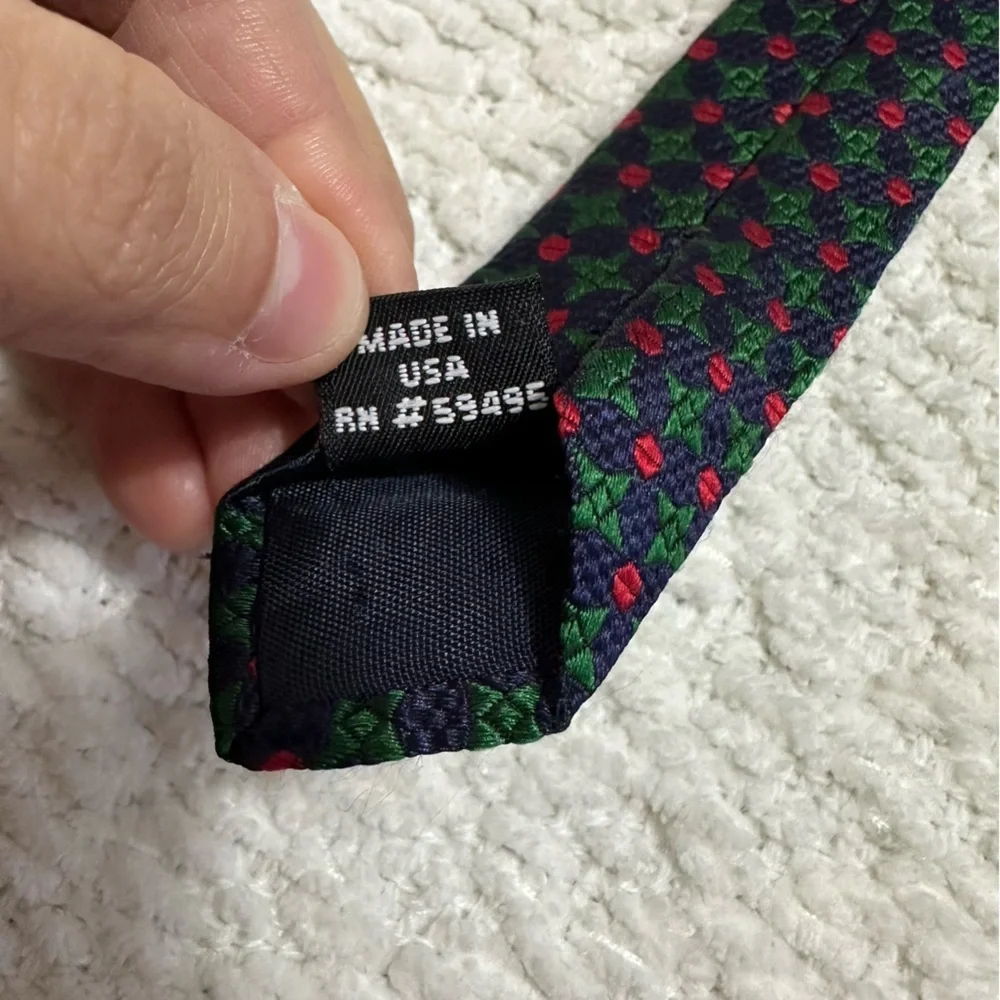 Ted Lapidus 100% Silk Tie